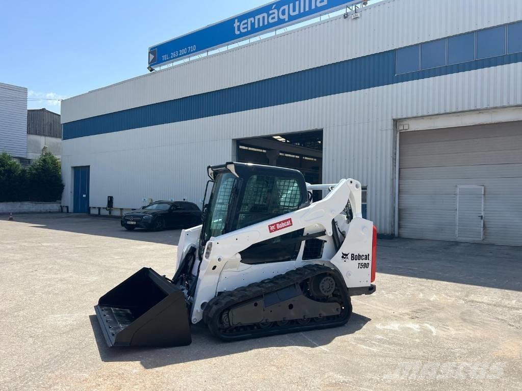 Bobcat T 590 HF Smykem řízené nakladače
