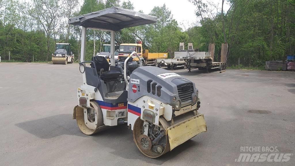 Hamm HD 12 VV Tandemové válce