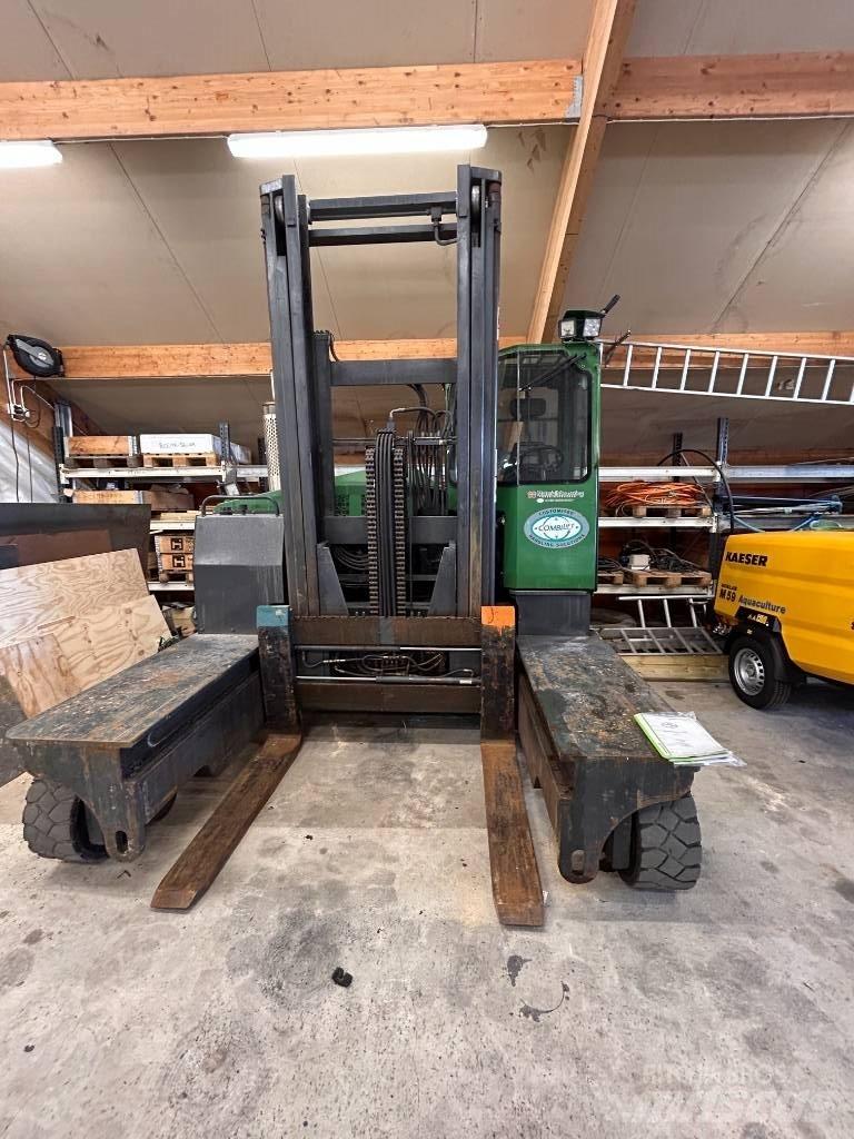 Combilift C 7000 4 cestní vysokozdvižné vozíky