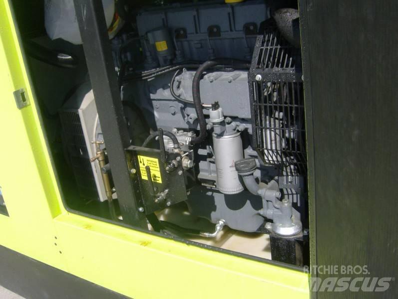 Pramac GSW110 Osvětlovací stožáry