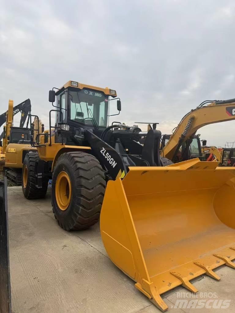 XCMG ZL 50 GN Kolové nakladače