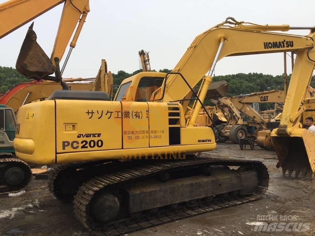 Komatsu PC 200 Pásová rýpadla