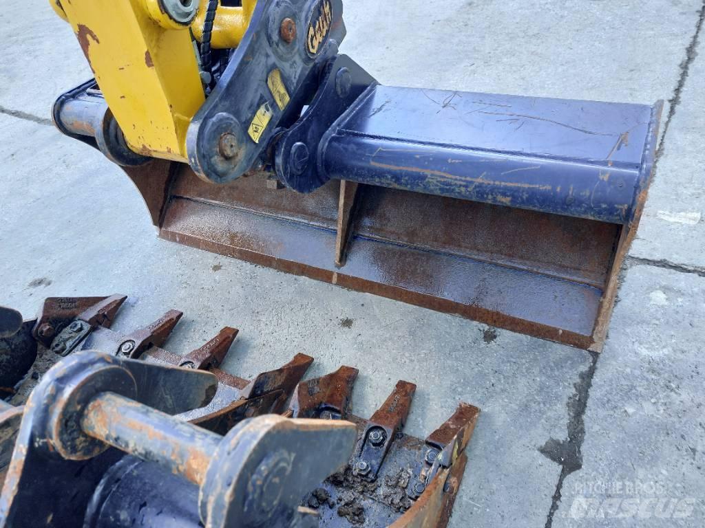 Komatsu PC26MR-5 Mini rýpadla < 7t