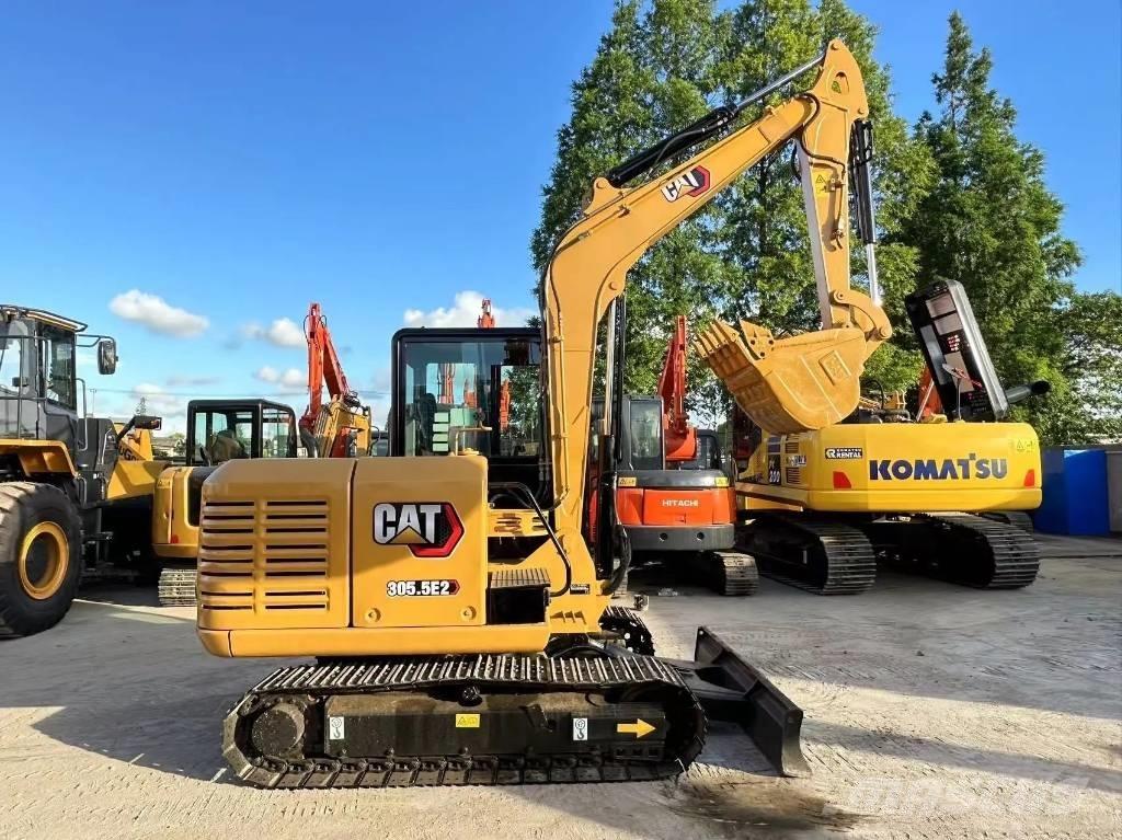 CAT 305.5E2 Mini rýpadla < 7t