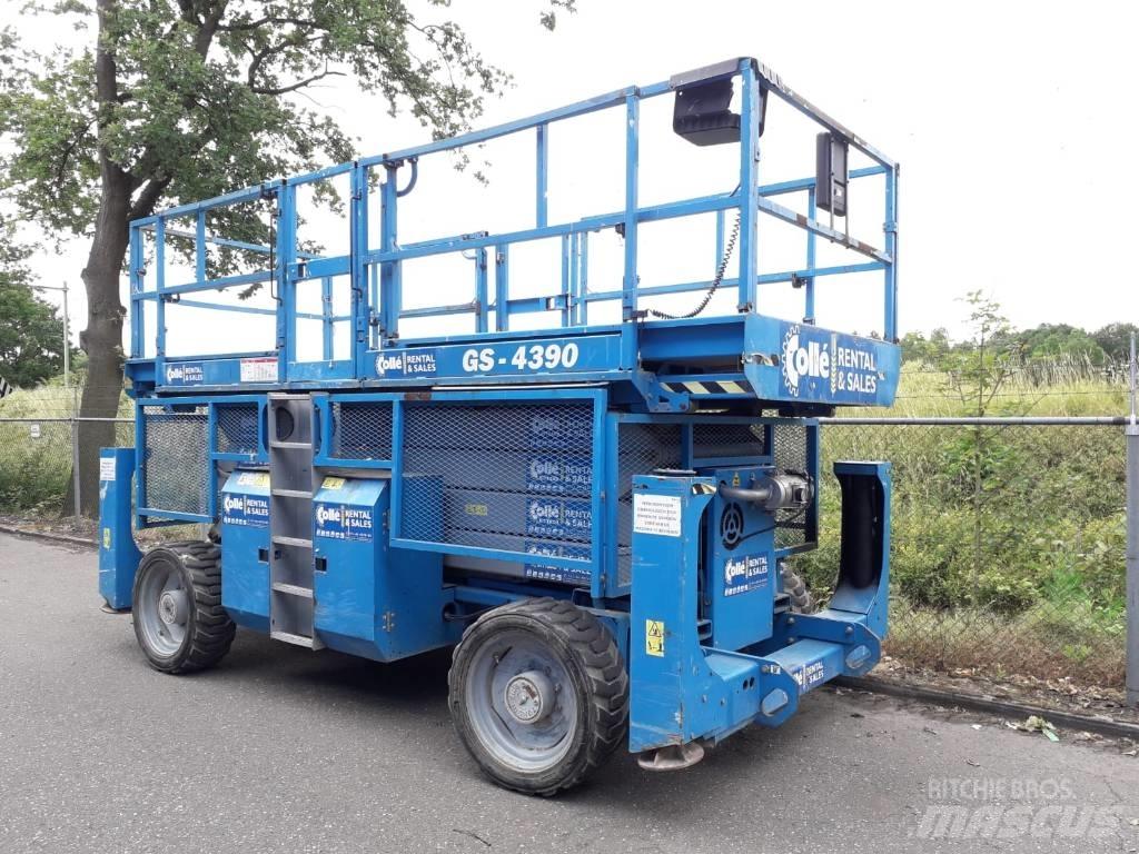 Genie GS 4390 RT Nůžková zvedací plošina
