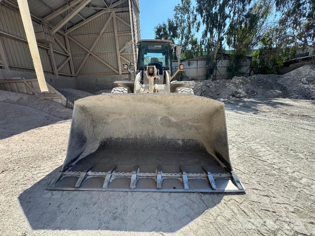 CAT 950 H Kolové nakladače