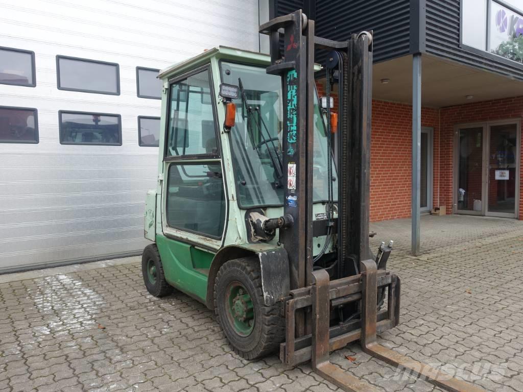 Mitsubishi FD 25 T Dieselové vozíky