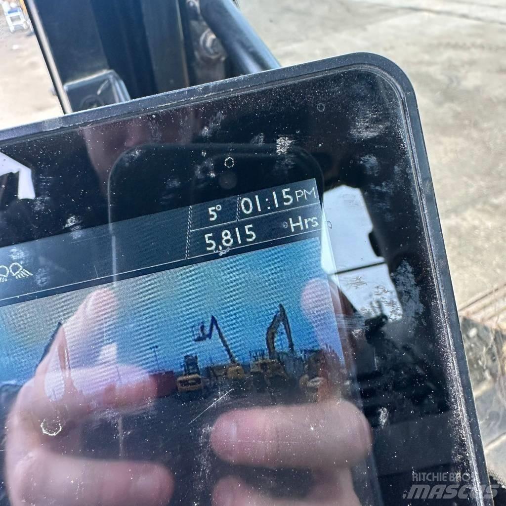 JCB 140 X Pásová rýpadla