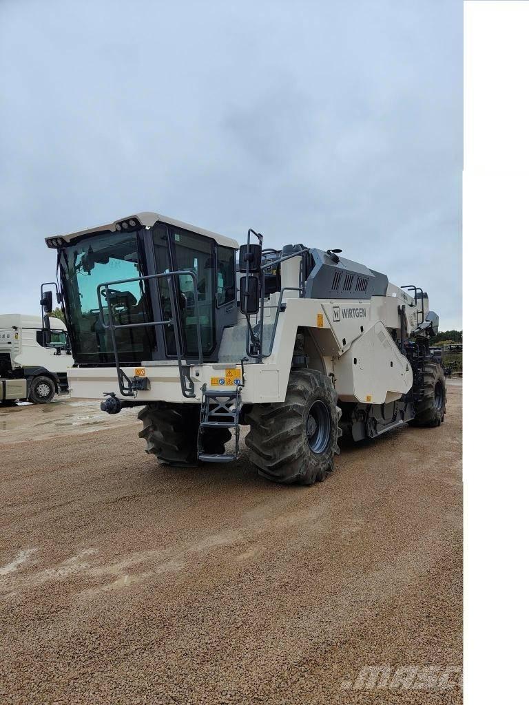 Wirtgen WR 250 I Recyklátory asfaltu