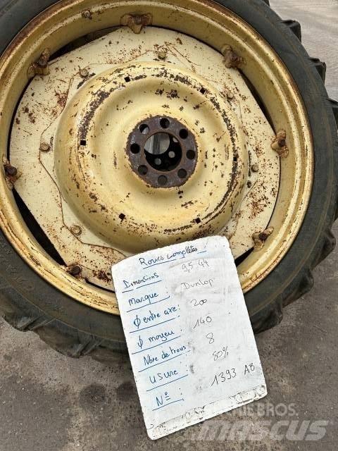 Dunlop 9.5R44 Pneumatiky, kola a ráfky