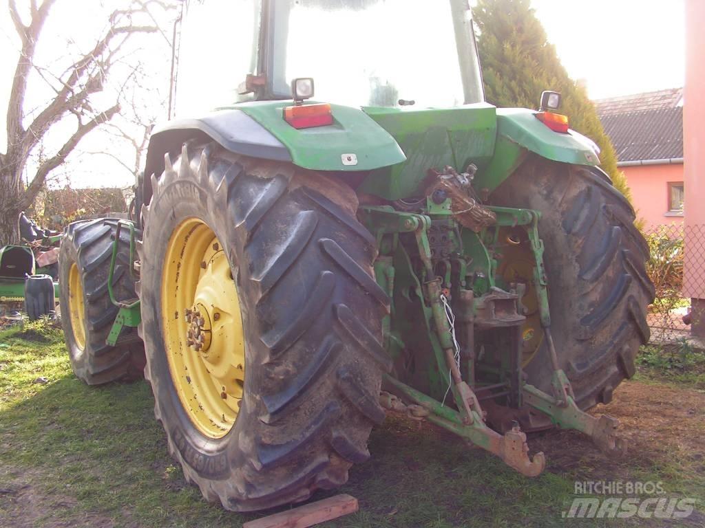 John Deere 8200 Další příslušenství k traktorům