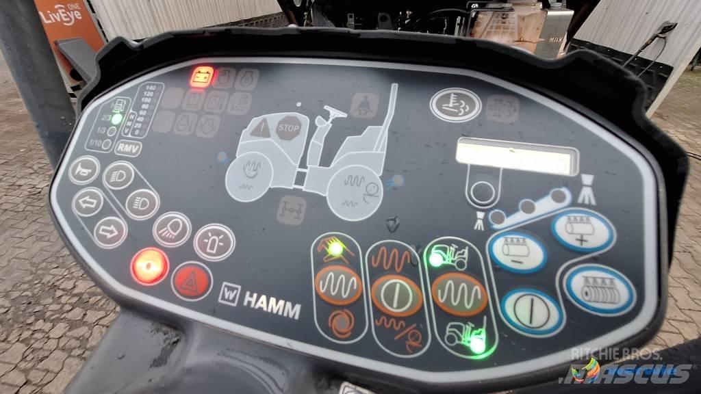 Hamm HD 13i VV Tandemové válce
