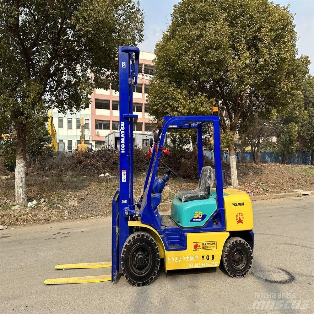 Komatsu FD30-14 Dieselové vozíky