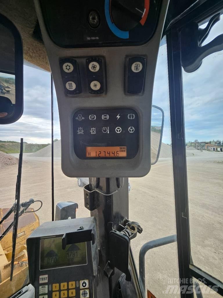 CAT 950 H Kolové nakladače