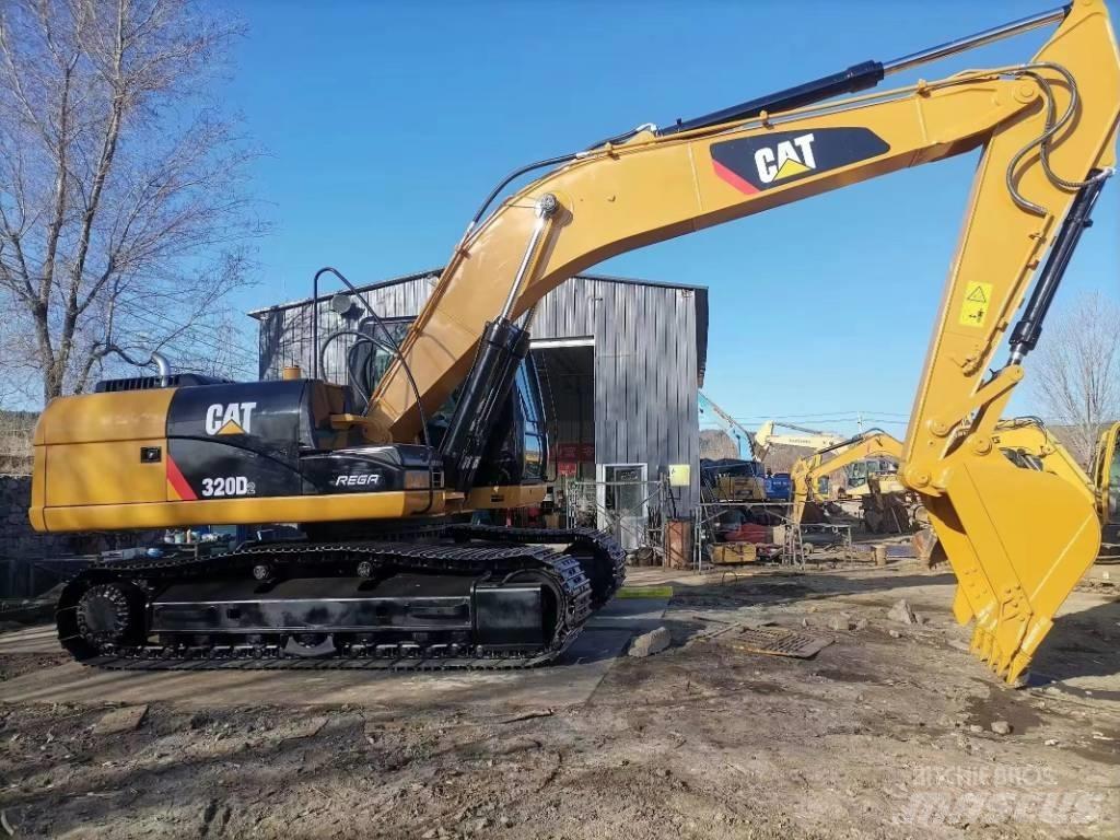 CAT 320D2 Pásová rýpadla
