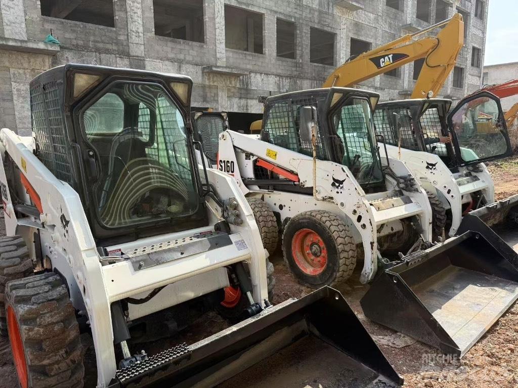 Bobcat S 160 Smykem řízené nakladače