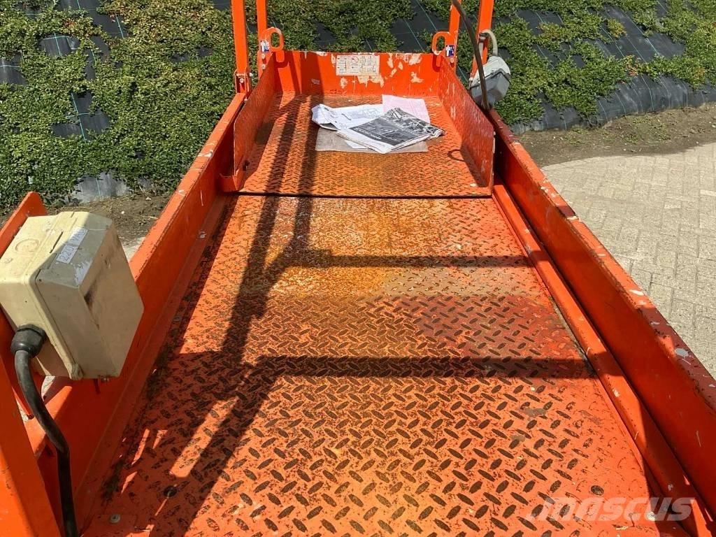 SkyJack SJ III 3219 Nůžková zvedací plošina