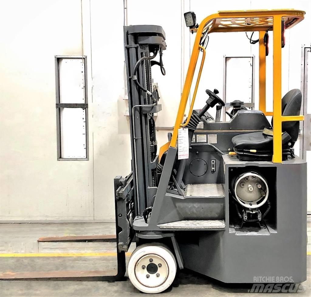 Combilift CB2500 Vysokozdvižný vozík s bočním ložením
