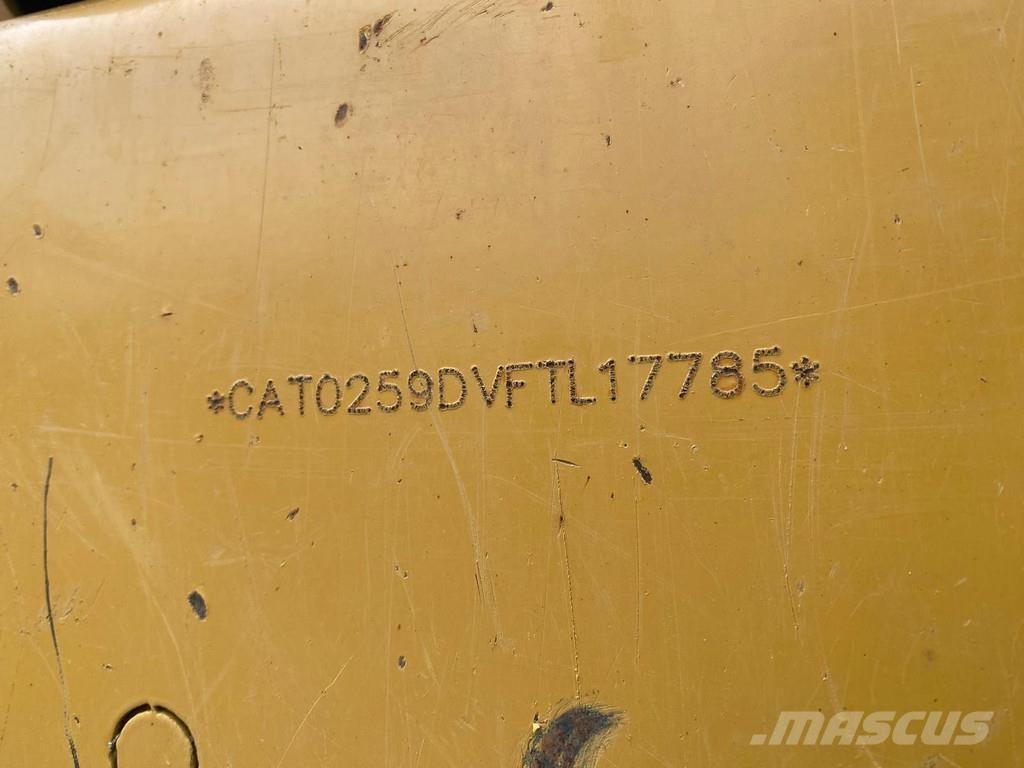CAT 259D NVT Pásové nakladače