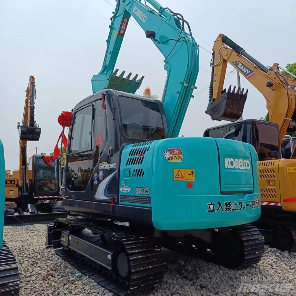 Kobelco SK 75 Pásová rýpadla