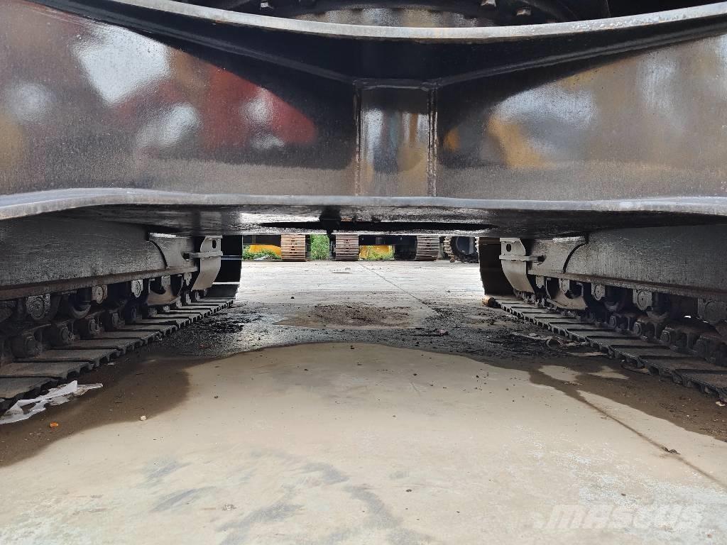 Sany SY 215 C Pásová rýpadla