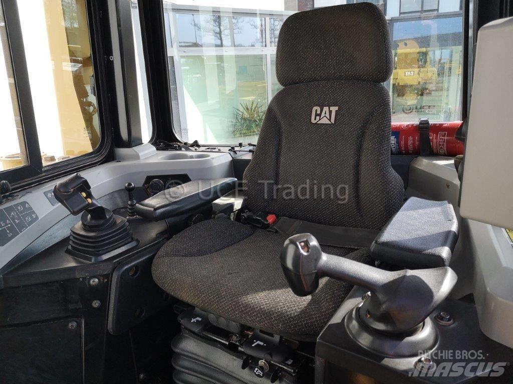 CAT D6T LGP Pásové dozery