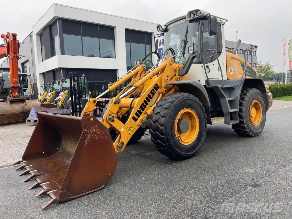 Liebherr L524 Kolové nakladače