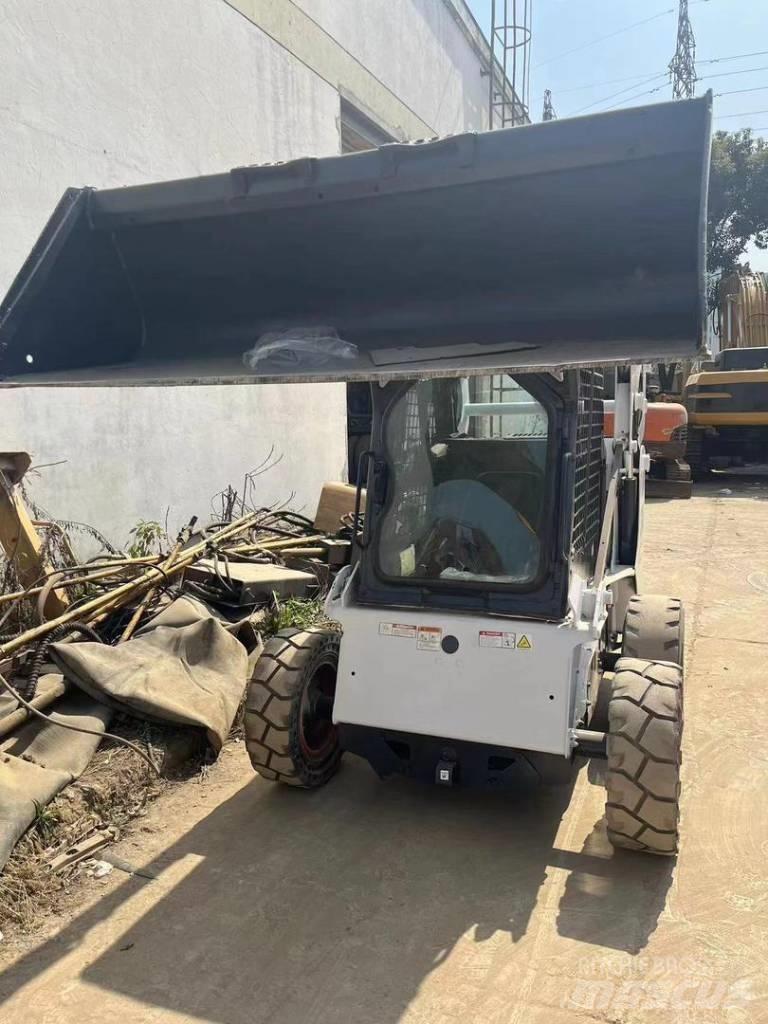 Bobcat S185 Smykem řízené nakladače