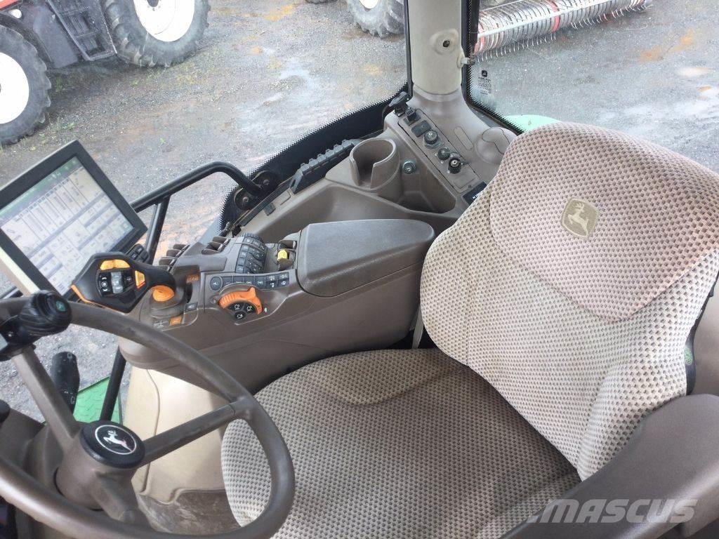 John Deere 6250R Traktory