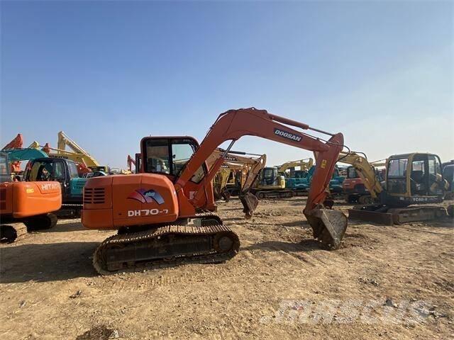 Doosan DH70-7 Pásová rýpadla