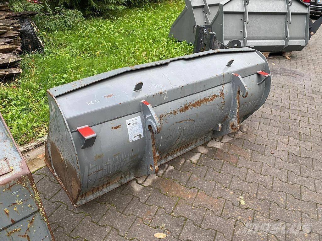 Wacker Neuson WL 44 Kolové nakladače