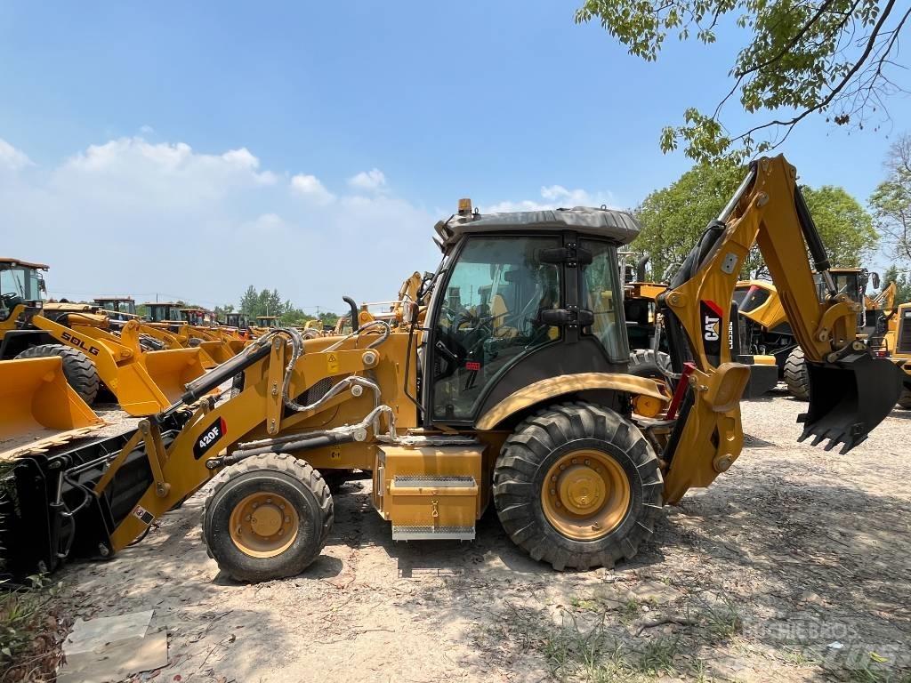 CAT CAT420F Kolové nakladače