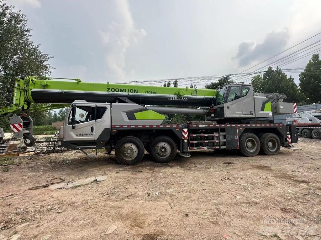 Zoomlion ZTC700 Univerzální terénní jeřáby