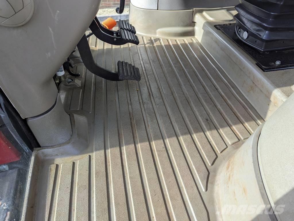 Case IH MXU 100 Traktory