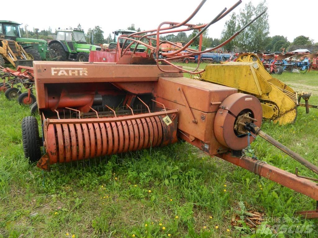 Deutz-Fahr HD300 Lis na hranaté balíky