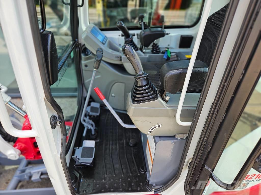 Takeuchi TB 216 Mini rýpadla < 7t