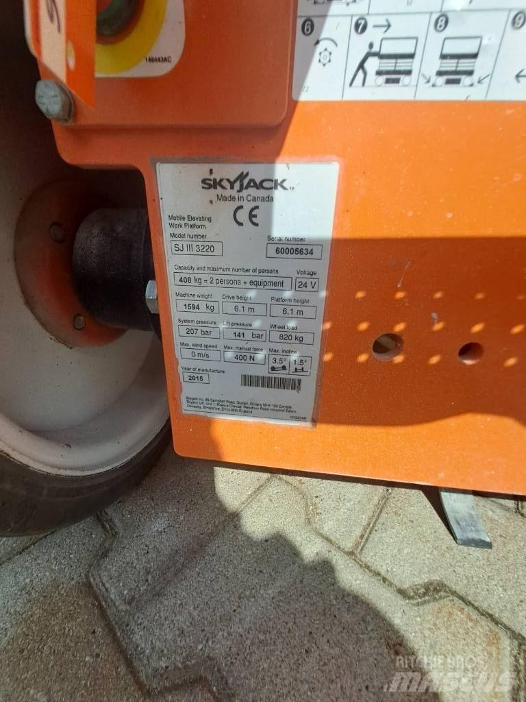 SkyJack SJIII 3220 Nůžková zvedací plošina