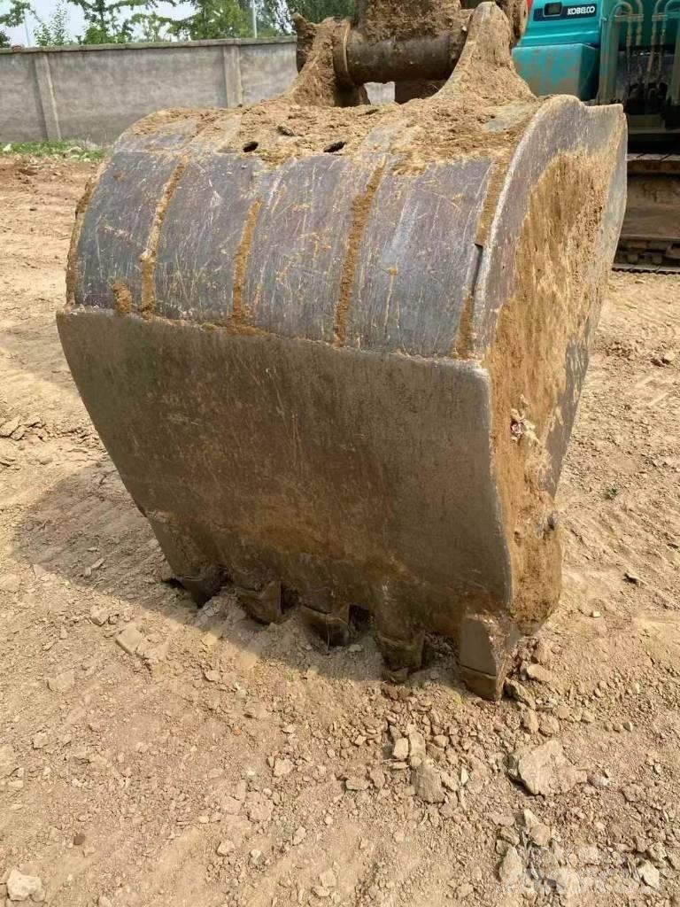 Kobelco SK140 Pásová rýpadla