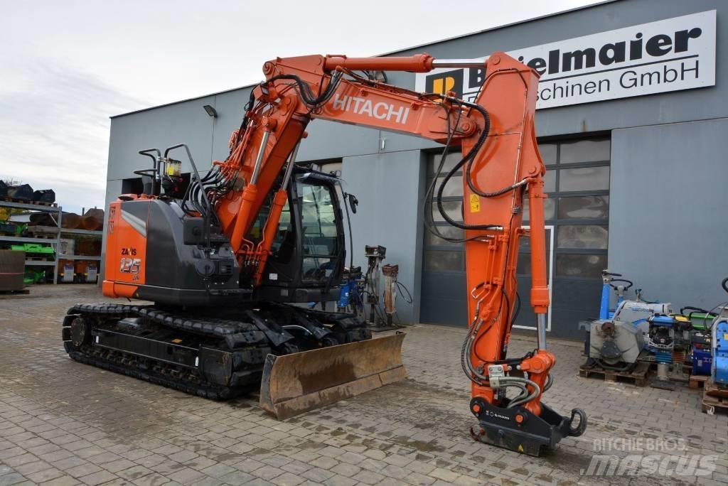 Hitachi ZX 135 US-7 Pásová rýpadla