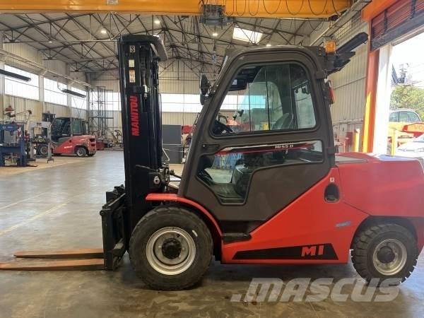 Manitou MI55 D Terénní vysokozdvižné vozíky