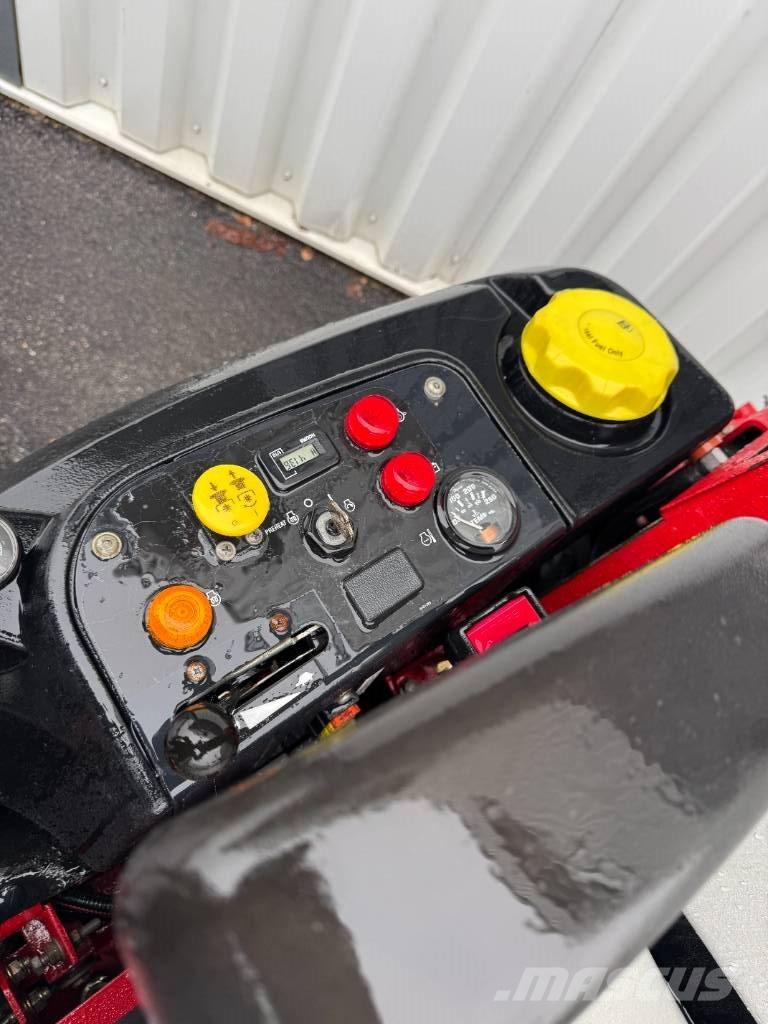 Ferris IS 2000 Z Samojízdné sekačky