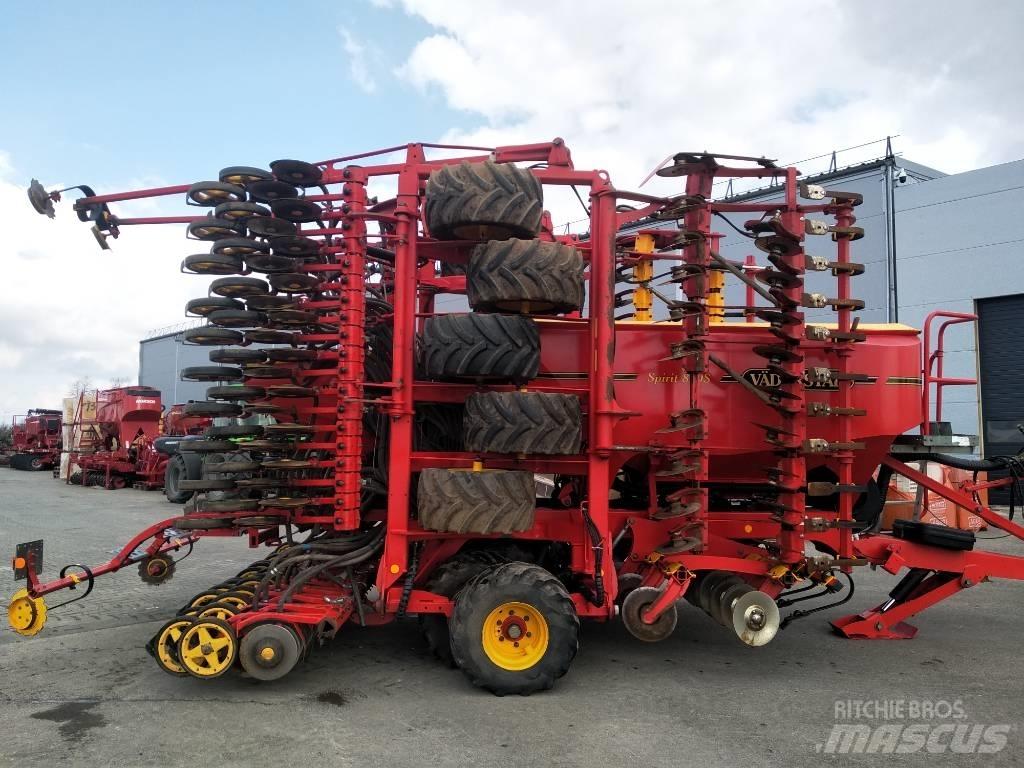 Väderstad ST 800S Mechanické secí stroje