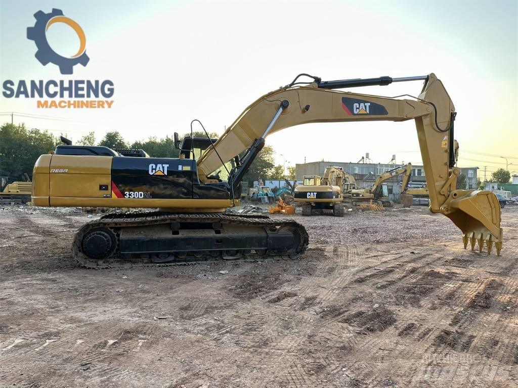 CAT 330 D2L Pásová rýpadla