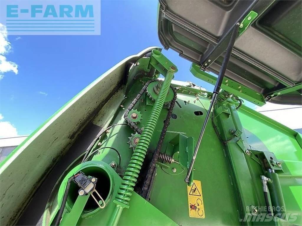 John Deere 864 Lis na hranaté balíky