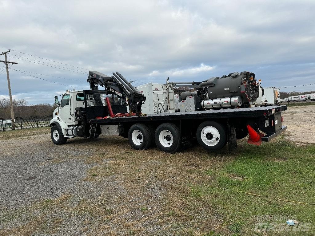 Hiab 288E-5 Pásové jeřáby