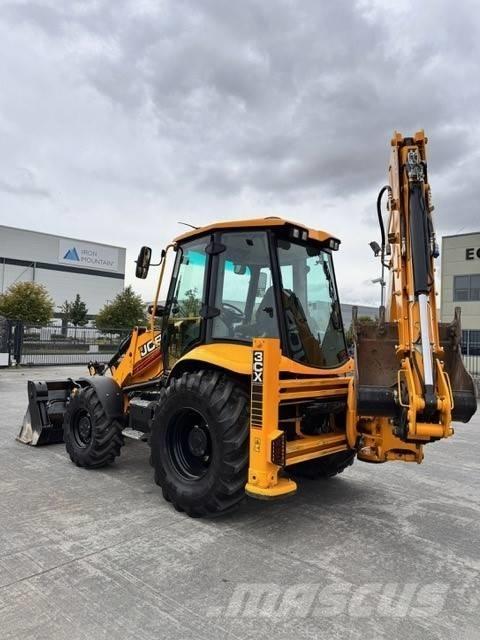 JCB 3 CX PRO Rýpadlo-nakladače