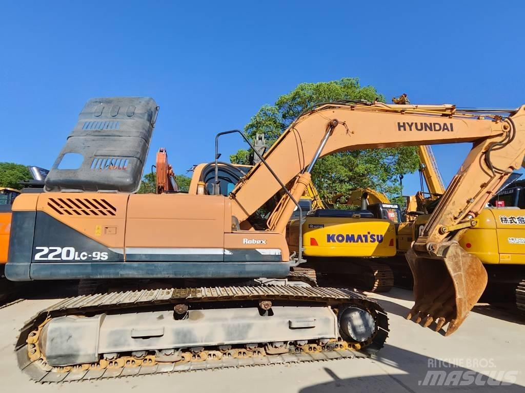 Hyundai Robex 220 LC Pásová rýpadla