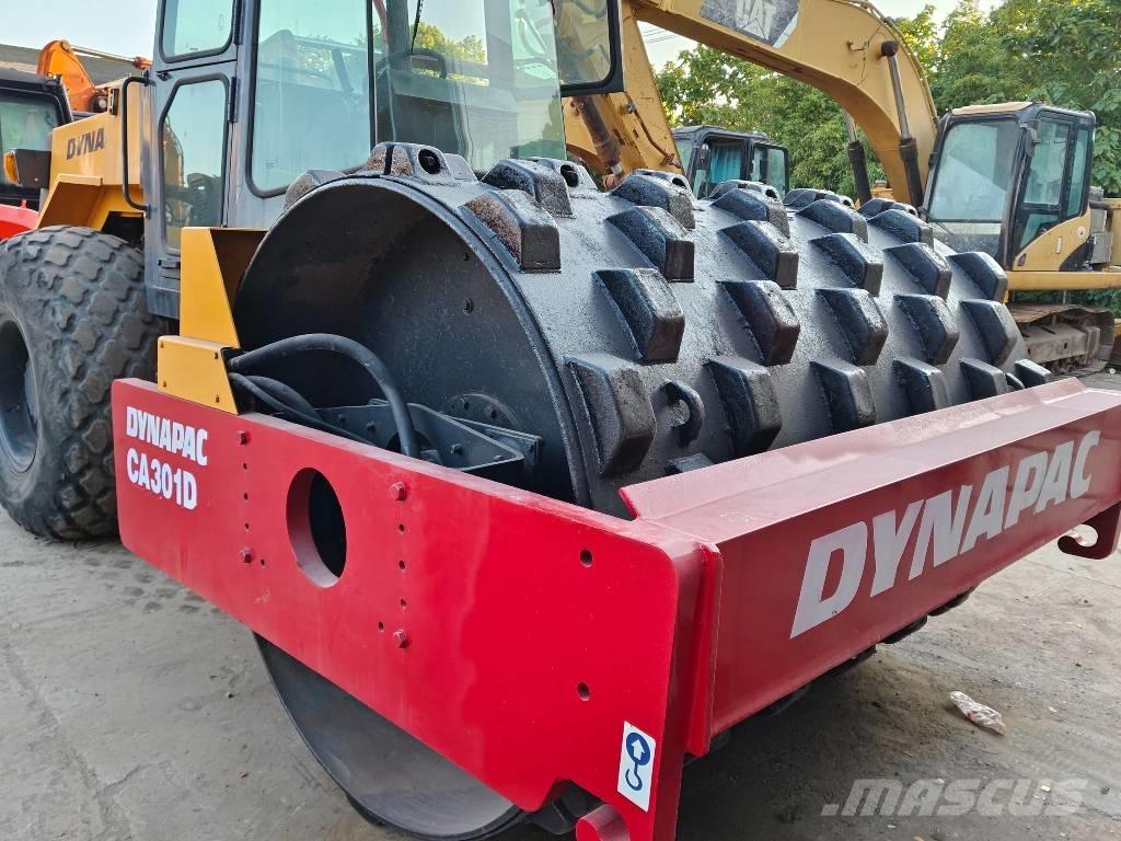 Dynapac CA 301 D Tahačové válce