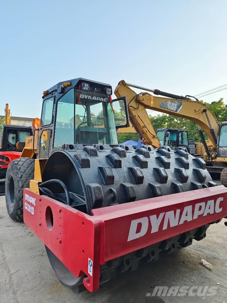 Dynapac CA 301 D Tahačové válce
