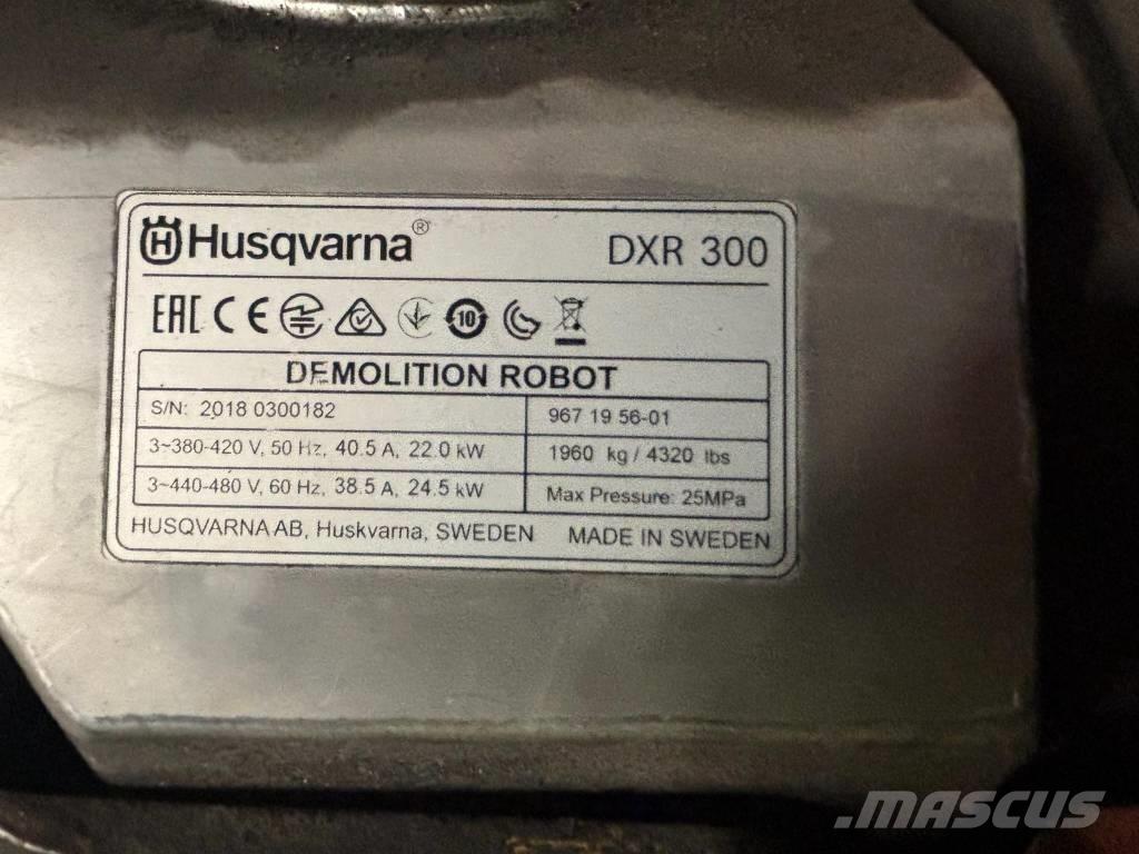 Husqvarna DXR 300 Demoliční rýpadla